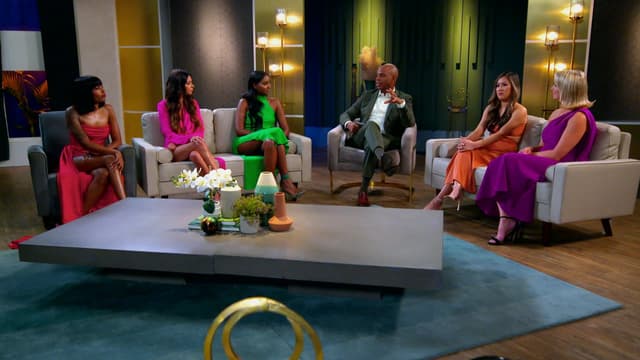 S14:E19 - Boston Reunion, Part 2