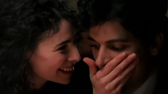 S03:E09 - Four on the Floor