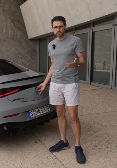 Affiche de S01:E04 - Mercedes-AMG CLE 53: The Smarter AMG Choice?