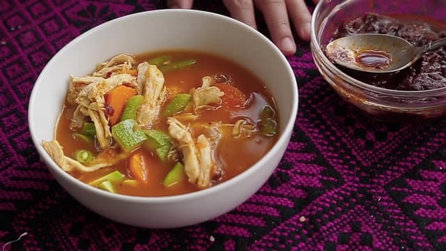 S06:E14 - Favorite Chicken Soups