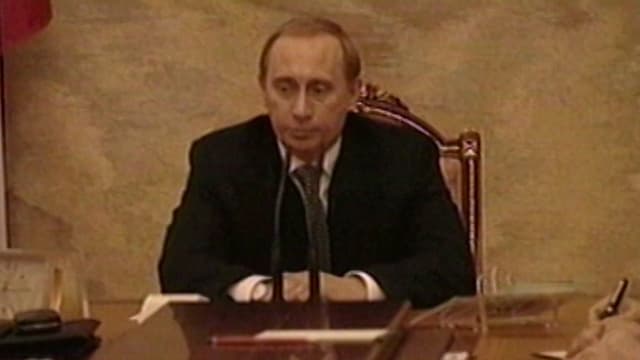 S01:E10 - Los años 1990