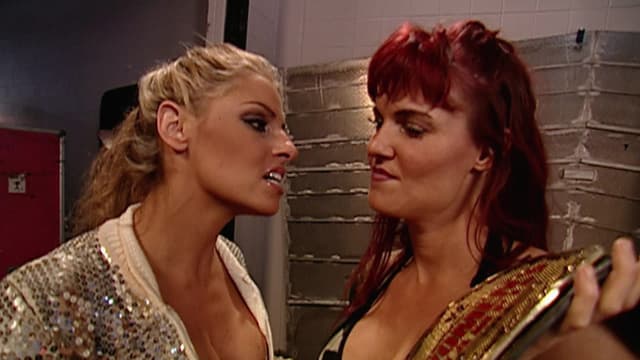 S02:E05 - Trish Stratus vs. Lita