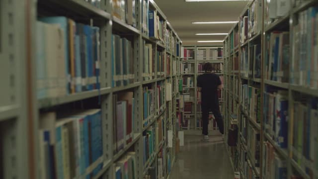 S01:E10 - Episode 10