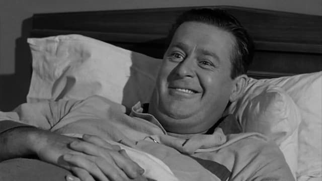 S01:E03 - Hazel Plays Nurse