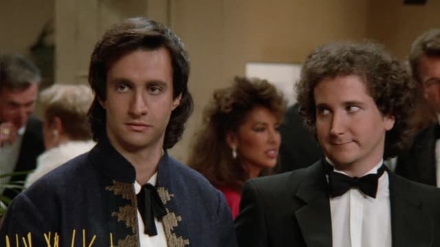 S02:E16 - Tux for Two