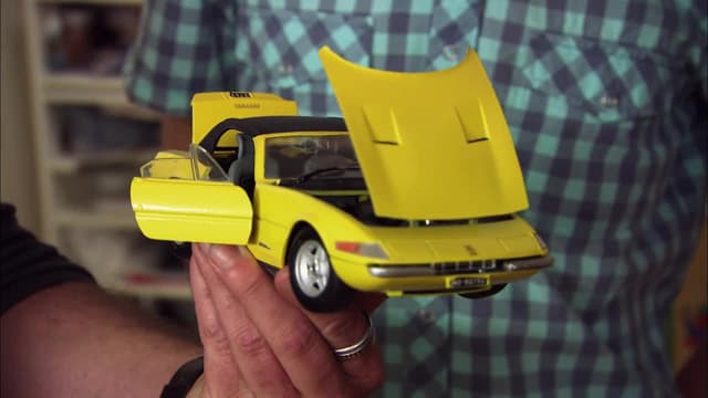 S01:E08 - Cadillacs, Cadillacs, Cadillacs