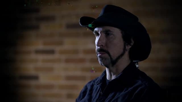 S01:E03 - Chasing Bigfoot