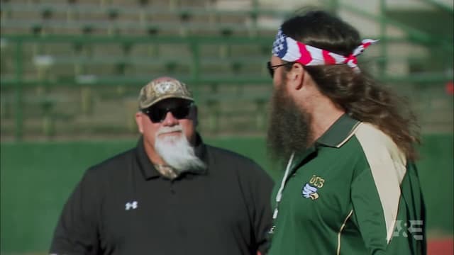 S07:E08 - Friday Afternoon Lights