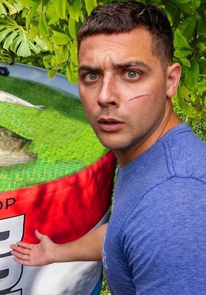 S04:E16 - Saving Giant Exotics From Fire poster