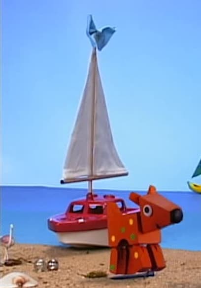 S01:E01 - Mumble Monster Picture Day/Clouds Roll By poster