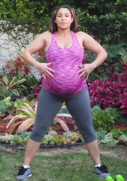 Póster de S01:E03 - 30 Min Prenatal Workout With Weights - 2nd & 3rd Trimester