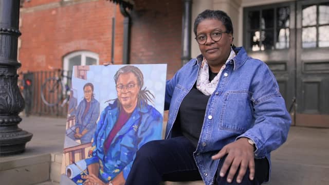 S09:E01 - Elizabeth Day, Khadija Mellah and Nick Grimshaw