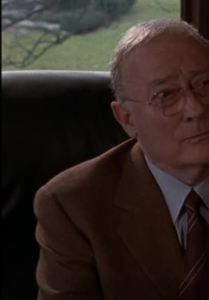 S05:E05 - The Man Behind the Curtain poster