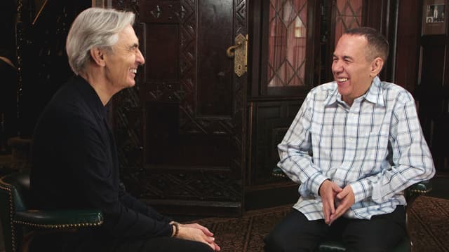 S03:E08 - Richard Lewis, Gilbert Gottfried