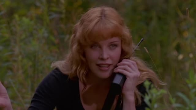 S01:E05 - Village of the Lost