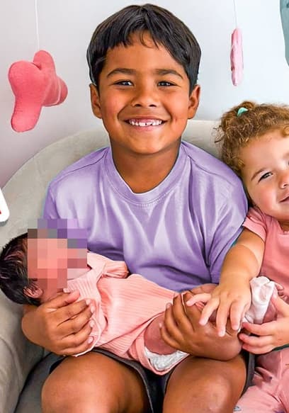 S14:E09 - Introducing Baby Zhalani poster