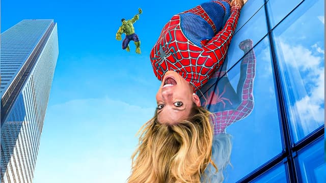 S02:E06 - Surviving First Day of Superhero School