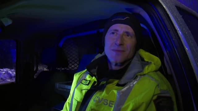 S03:E12 - Downhill Slide