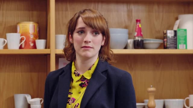 S01:E03 - Intern School