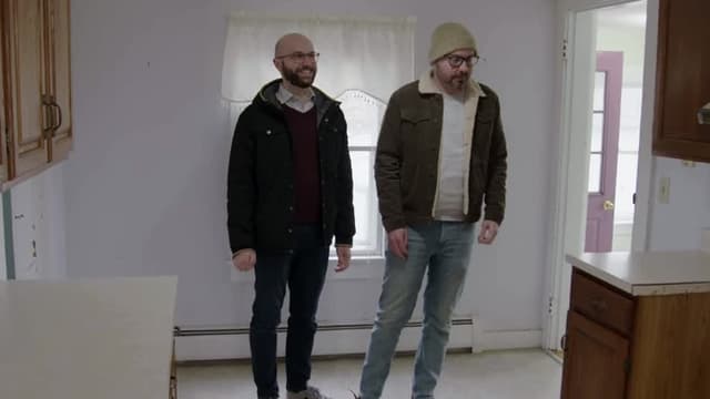 S08:E06 - Renovating a Maine Getaway
