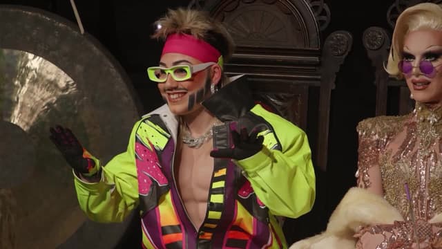 S01:E02 - The Dong Show