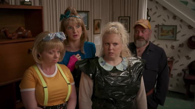 S04:E01 - Musical Society