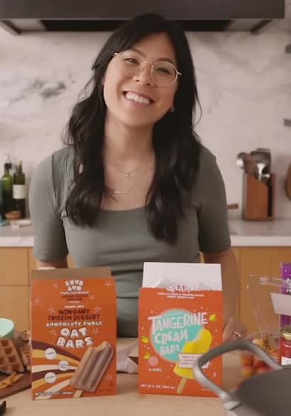 Affiche de S01:E17 - Trader Joe's Haul and Review