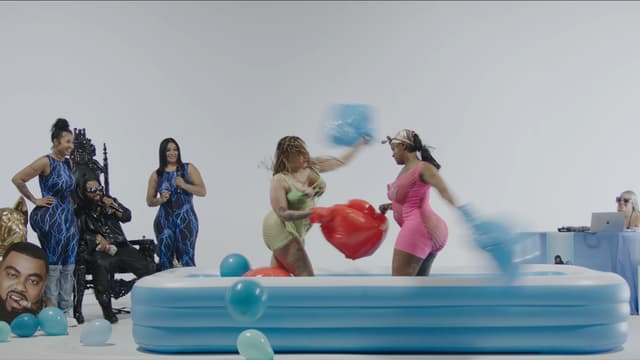 S01:E03 - Only the Strong Survive