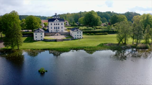 S05:E01 - Scandinavian Bucks