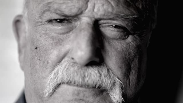 S03:E02 - Jake "The Snake" Roberts