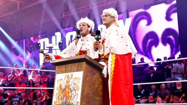 S16:E43 - October 4, 2022