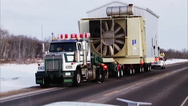 S01:E04 - Turkey Truckin’