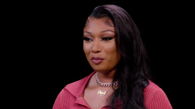 S16:E04 - Megan Thee Stallion Turns Into Hot Girl Meg While Eating Spicy Wings