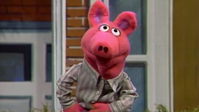 S17:E01 - The Adults Meet Snuffy