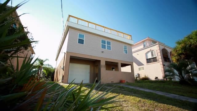 S02:E02 - Florida Waterfront Getaway