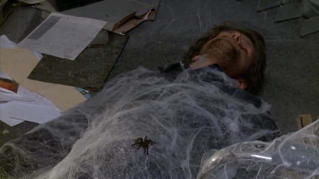 S01:E07 - Monster Spider