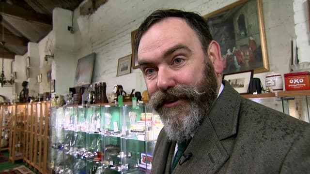 S17:E11 - Paul Laidlaw and Catherine Southon: Day 1