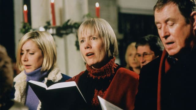 S07:E07 - Ghosts of Christmas Past