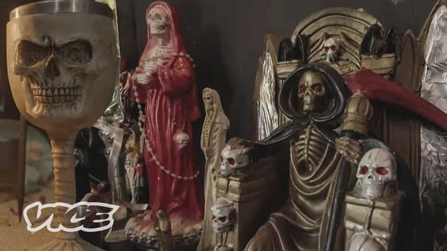 S01:E09 - Inside the Cult of Saint Death