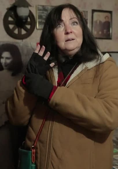 S01:E01 - We Visited Loretta Lynn's Childhood Home poster