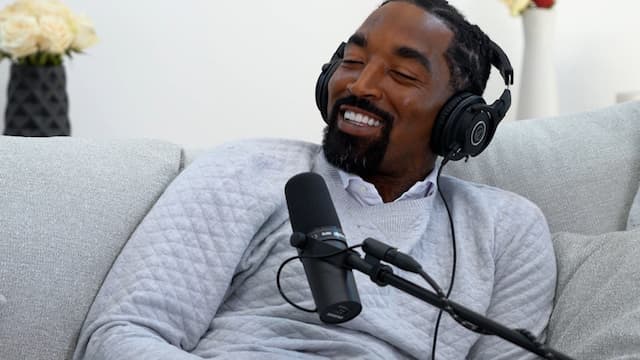 S01:E02 - J.R. Smith