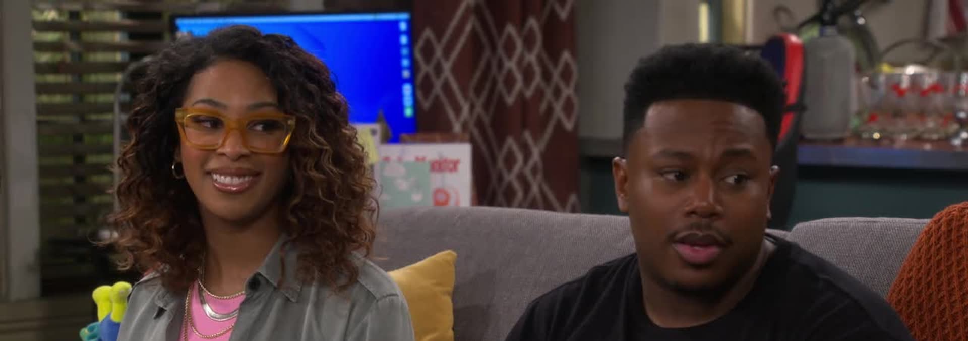Watch The Neighborhood S06:E09 - Welcome to the Name Drop - Free TV ...