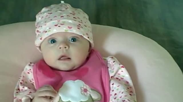 S01:E06 - Ordering Off the Kids Menu