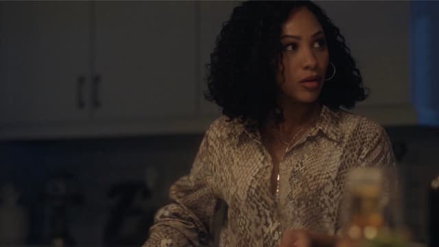 S01:E01 - We Are Family