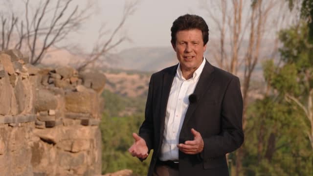 S01:E05 - The Writing on the Wall