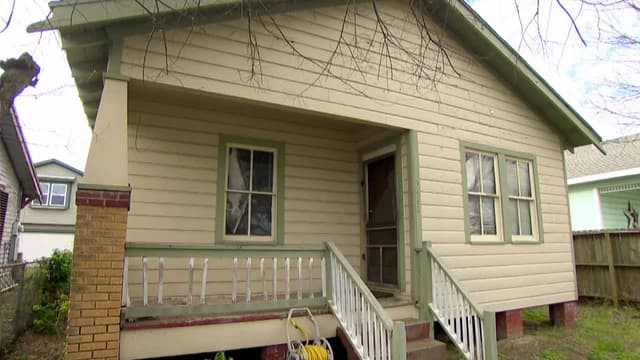 S01:E05 - Run Down Family Rental