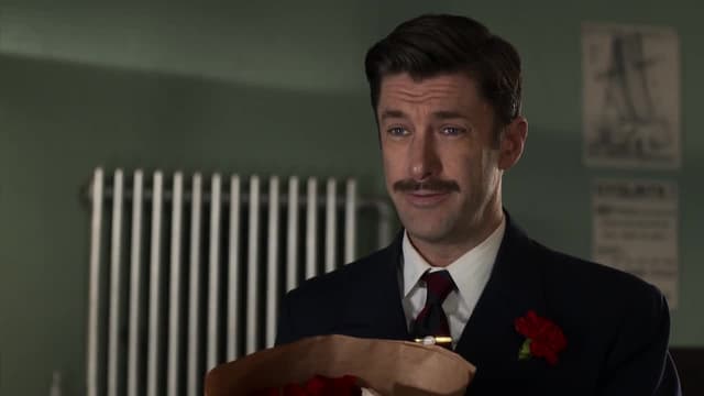 S02:E04 - That Old Devil Called Love