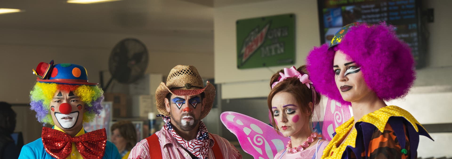 Watch The Librarians S03:E05 - And the Tears of a Clown - Free TV Shows ...
