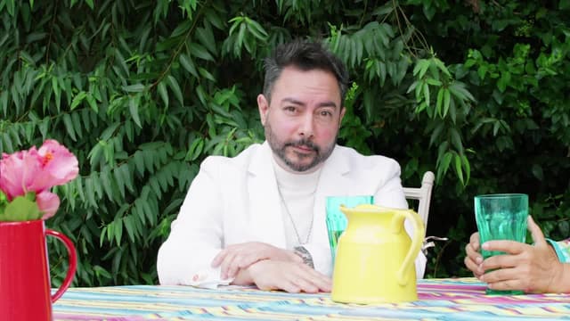 S01:E06 - Satanás quiere ser el padre