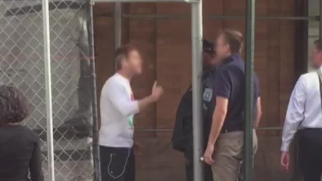 S04:E06 - The Squeals on the Bus